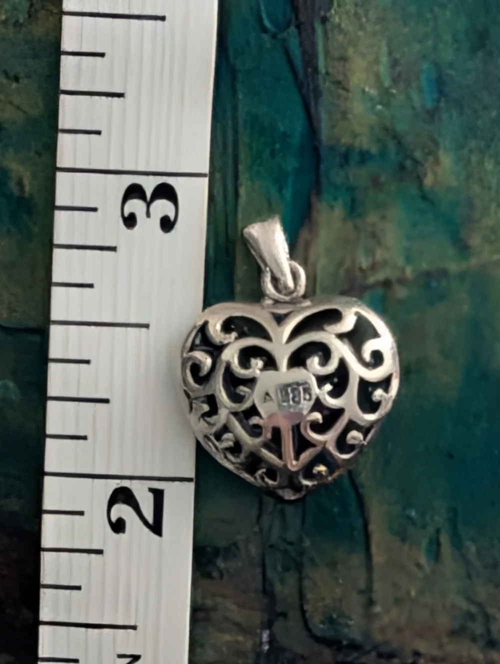 Intricate Vintage Sterling Silver Heart Filigree Pendant Heart Pendant - Picture 4 of 5